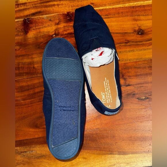 Authentic Tom's TOMS NAVY CANVAS WOMEN'S CLASSIC COMFORT SHOES sz women’s 9 - Picture 3 of 3